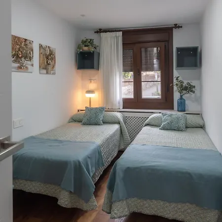 El Rincon De - Costa Y Rural, Llanes Apartment *